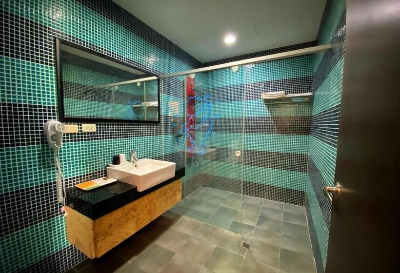 اتاق استاندارد با تخت بزرگ, The Domed Tile Bb