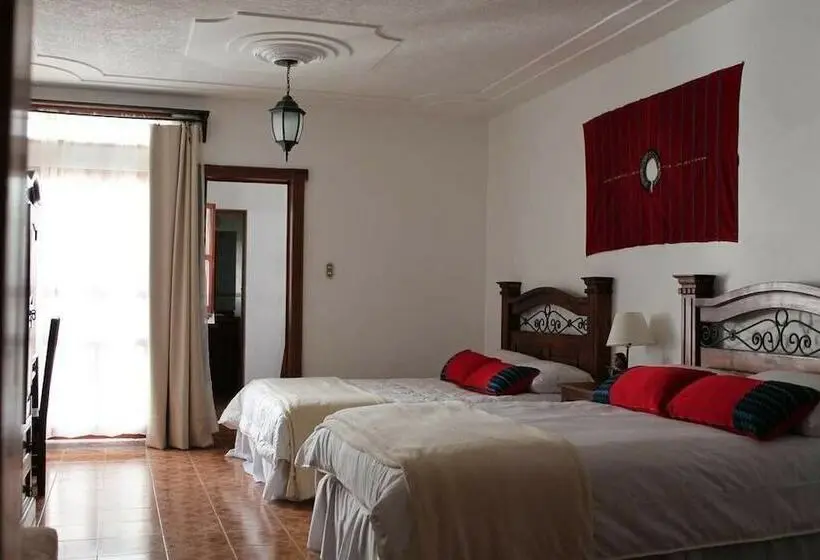 اتاق خانوادگی, Casa Del Arco