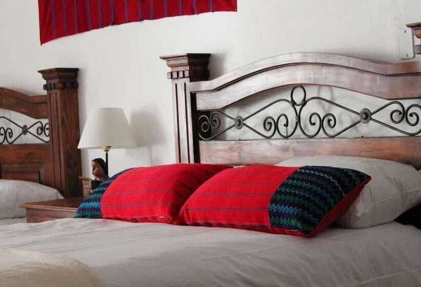 اتاق خانوادگی, Casa Del Arco