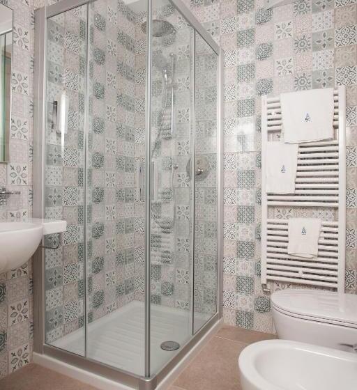 غرفة ديلوكس ثلاثية, Albatros