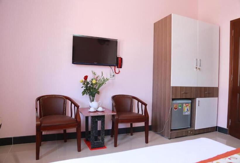 اتاق خانوادگی, Ban Mai Hotel 66