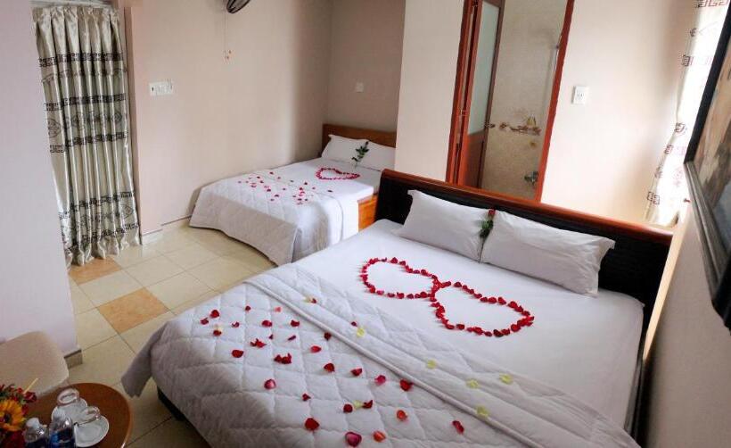 اتاق راحتی سه تخته, Ban Mai Hotel 66