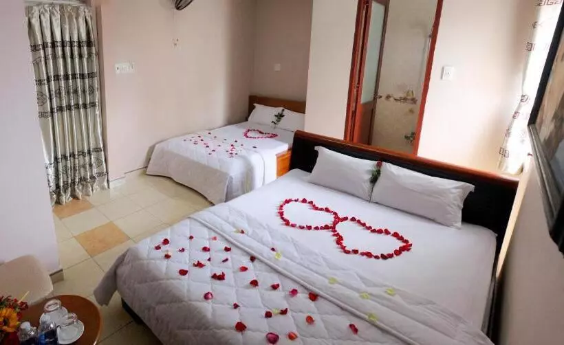 اتاق راحتی سه تخته, Ban Mai Hotel 66