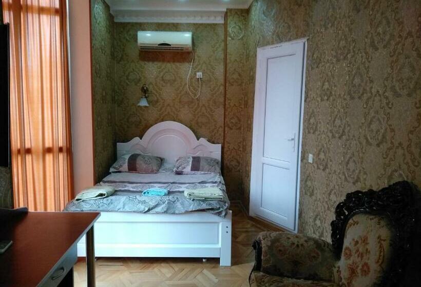 اتاق استاندارد, Edemi