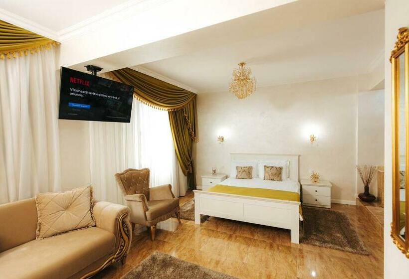 سوییت جونیور, Evianne Boutique