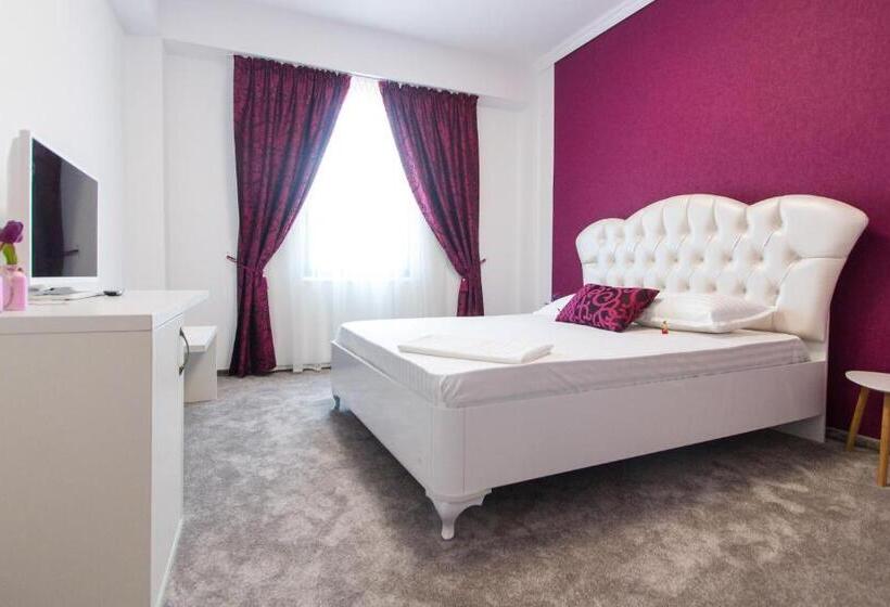 Номер Стандарт, Evianne Boutique