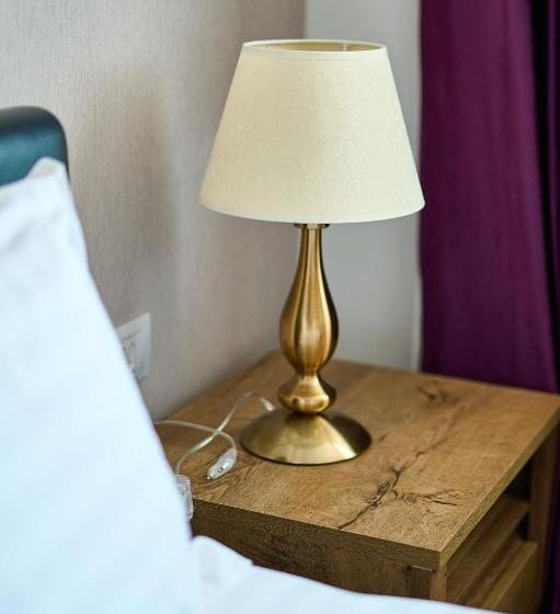 Номер Стандарт Трехместный, Evianne Boutique