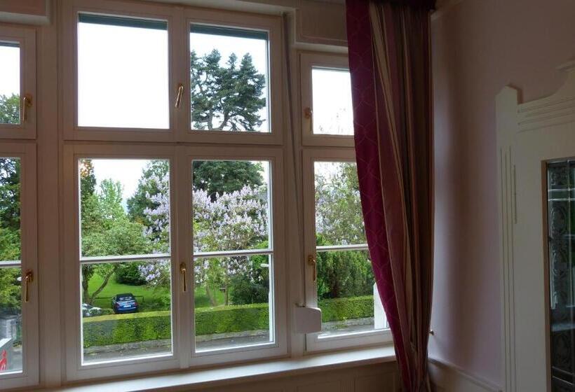 キングサイズベッドのデラックスルーム, Garni Villa Rosengarten