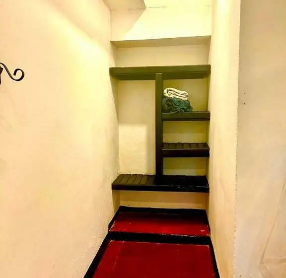 ファミリールーム, Minca   La Casona