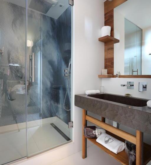 اتاق خانوادگی, Pashmina Le Refuge