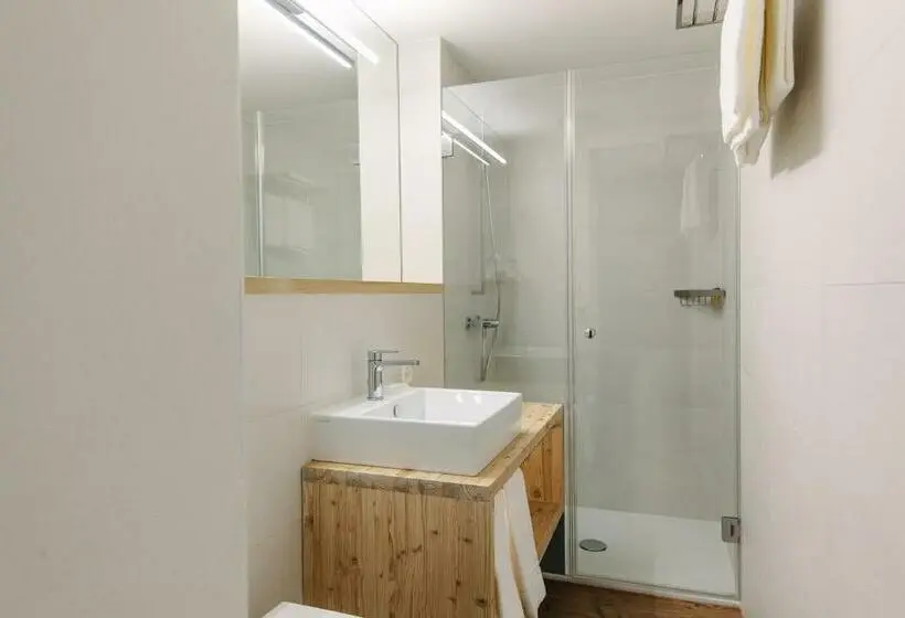 سوییت خانوادگی, Randolins Familienresort