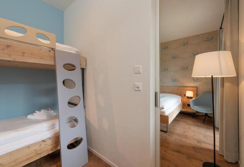 استودیو خانوادگی, Randolins Familienresort