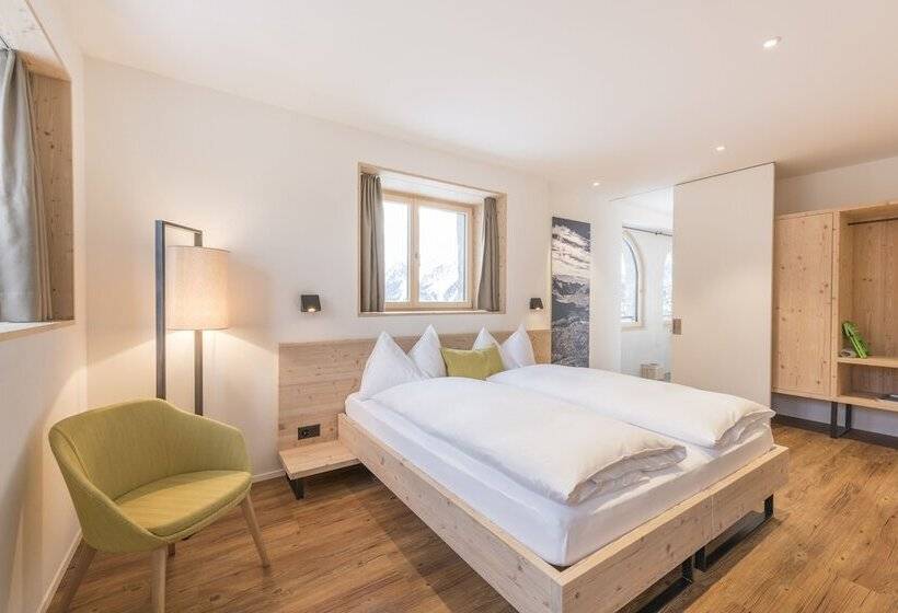 استودیو خانوادگی, Randolins Familienresort