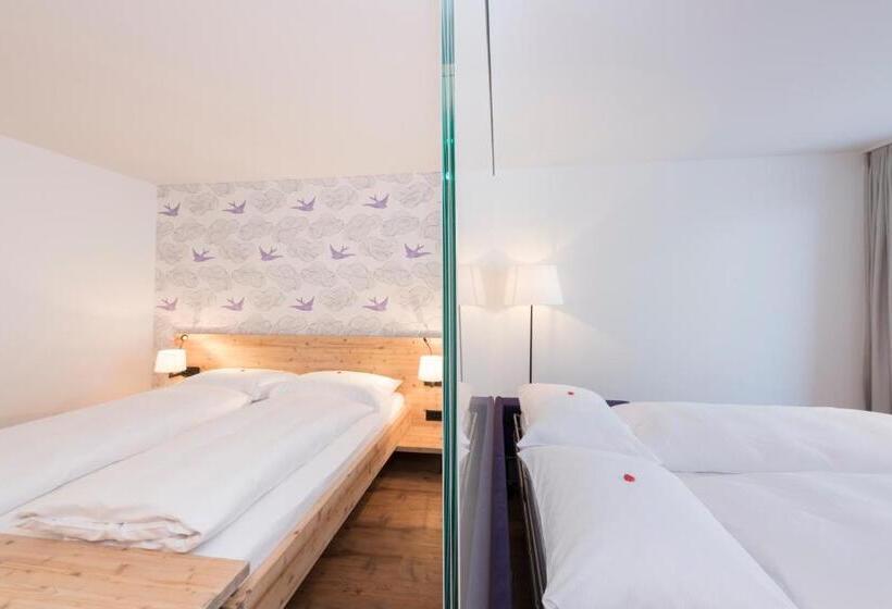 اتاق خانوادگی, Randolins Familienresort