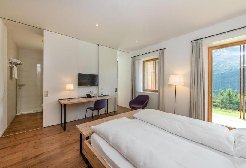 استودیو خانوادگی, Randolins Familienresort