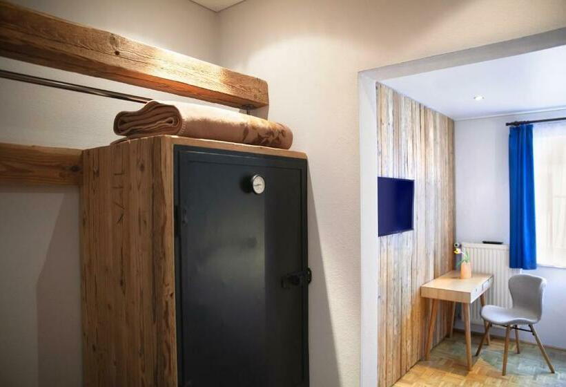 Номер Стандарт, & Restaurant Zur Glocke