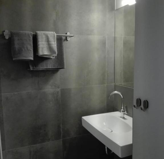 Номер Стандарт Адаптированный для Инвалидов, & Restaurant Zur Glocke