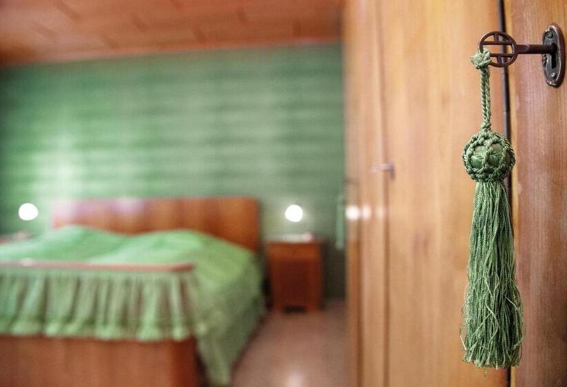 Апартаменты 1 Спальня, & Restaurant Zur Glocke