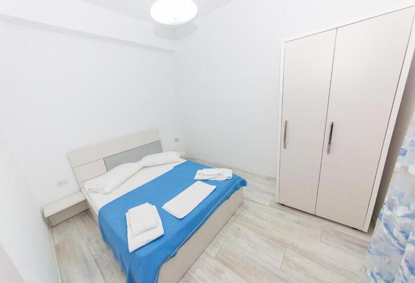 Quarto Familiar, Stolis