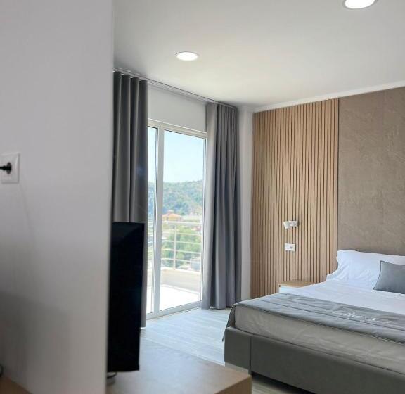 Quarto Deluxe Vista Mar com Sacada, Stolis