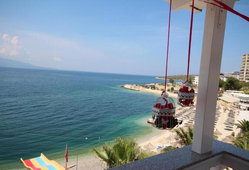 Triple Room Sea View, Vila E Bardhe