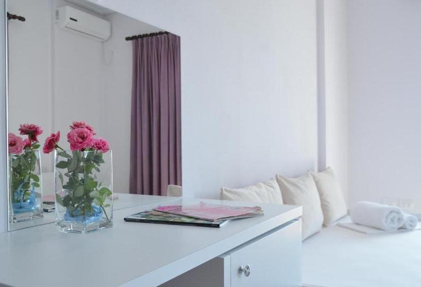 آپارتمان 1 خوابه با بالکن, Vila E Bardhe