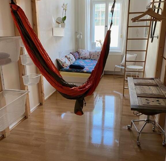 اتاق استاندارد, Kiez Hostel Berlin