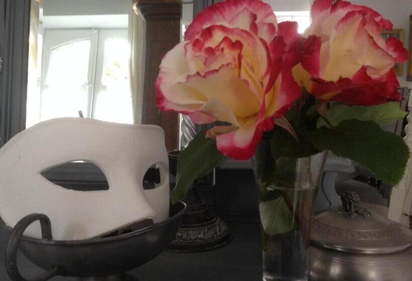 Люкс Дюплекс, La Maison Du Phare De Honfleur Chambre D Hôtes B&b  Jacuzzi   Shabby Chic