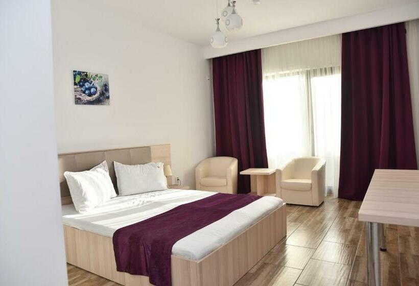 디럭스 룸, Q Hotel