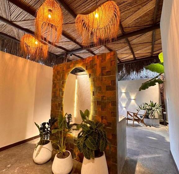 스탠다드 룸 공동 욕실, Tiki Hut Hostel