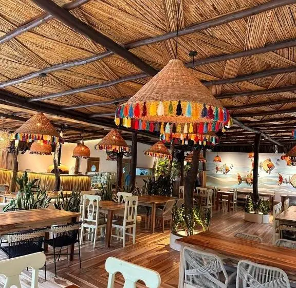 バス共有のスタンダードルーム, Tiki Hut Hostel