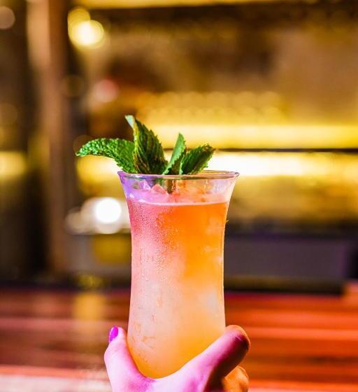 디럭스 룸, Tiki Hut Hostel