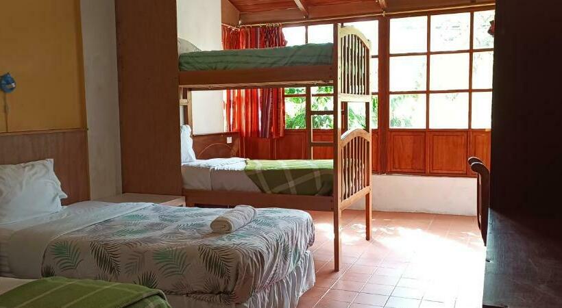اتاق خانوادگی, Biohostal Mindo Cloud Forest