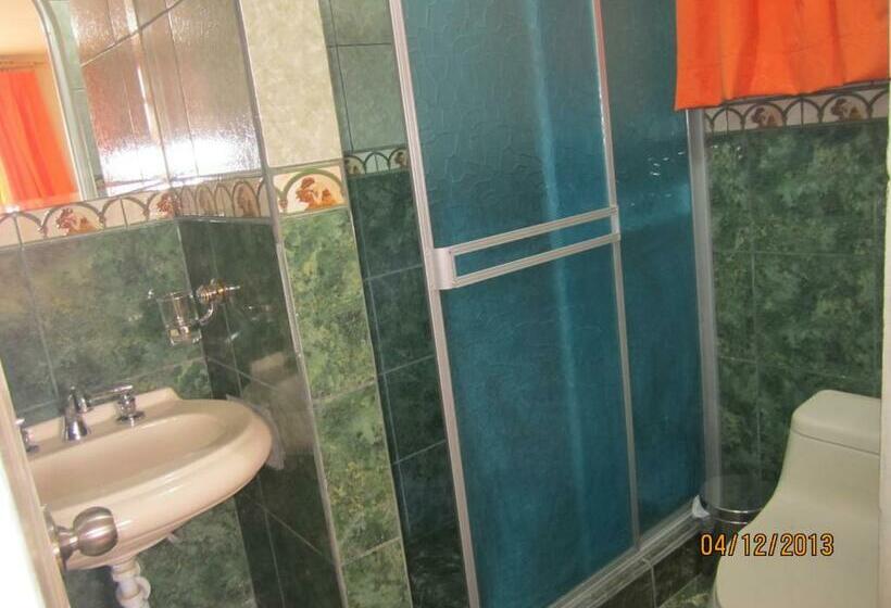 اتاق استاندارد یک نفره, Hostal Cleofe Arequipa