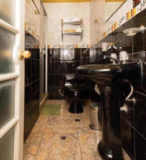 اتاق استاندارد چهار تخته, Hostal Cleofe Arequipa