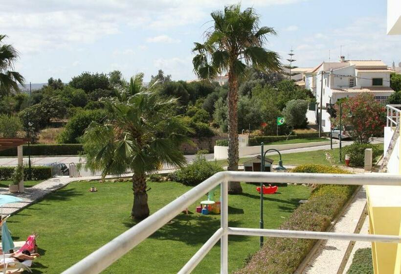 1침실 발코니 아파트 풀장 전망, Apartamentos Santa Teresinha