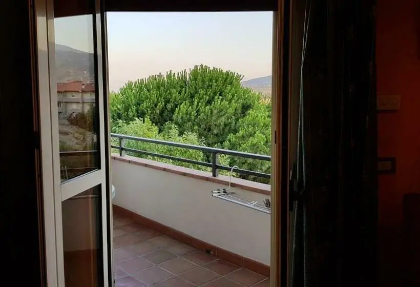 バルコニー付スタンダード４ベッドルーム, B&b Casa Del Sole