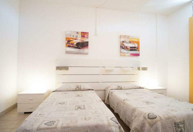 آپارتمان 2 خوابه با بالکن, Beverly Park Residence