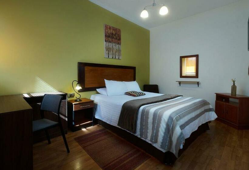 غرفة قياسية, Casa De Avila