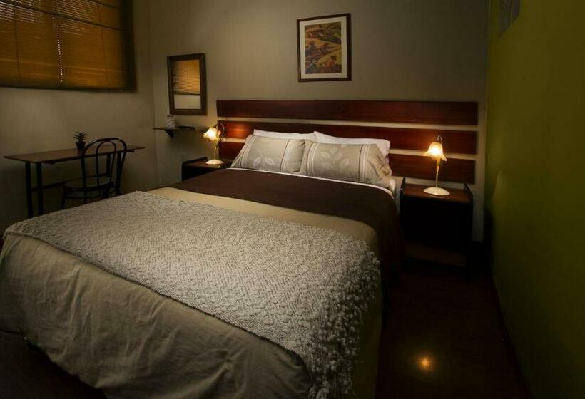 غرفة قياسية, Casa De Avila