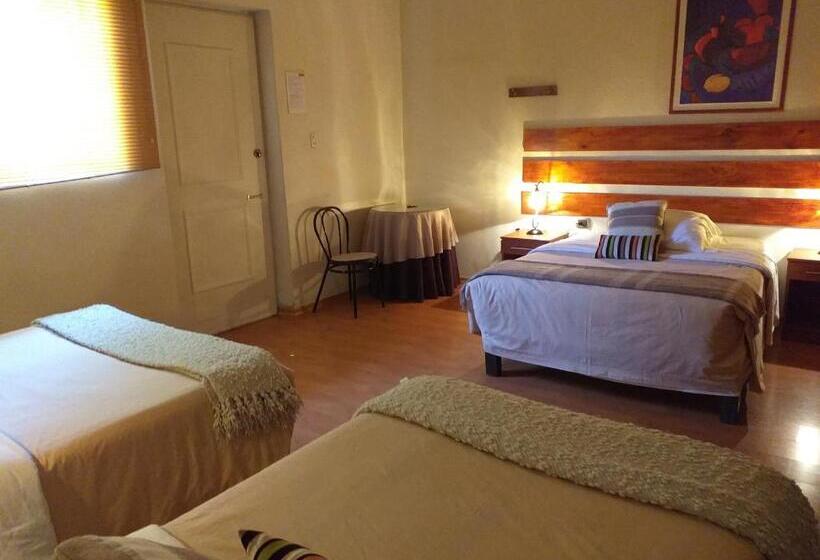 غرفة كومفورت ثلاثية, Casa De Avila