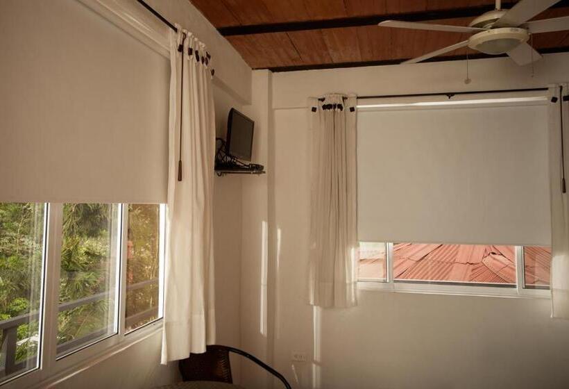 스탠다드 룸 산 전망, La Selva Reserva