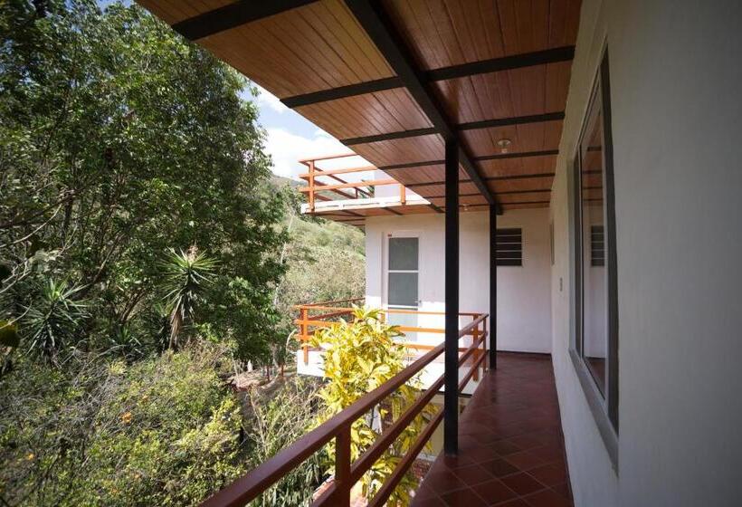 标准间带山景, La Selva Reserva