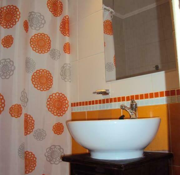 标准单人间共用浴室, Landay Hostel