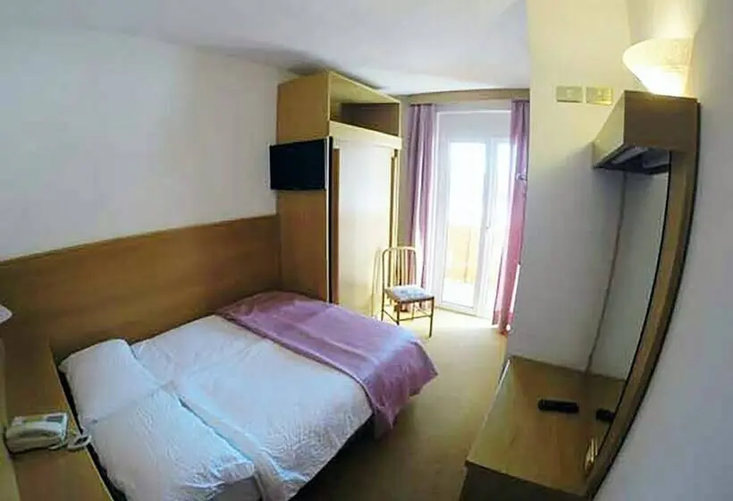 Pokój Standard Jednoosobowy, Olympia
