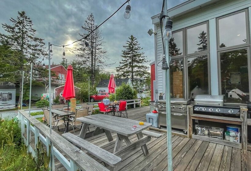 １ベッドルームハウス, Open Hearth Inn