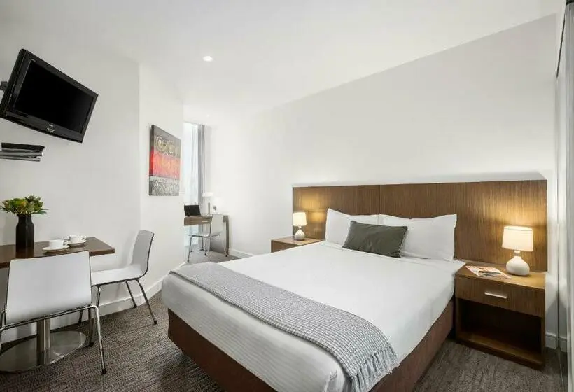 Standard-studio, Quest Ivanhoe