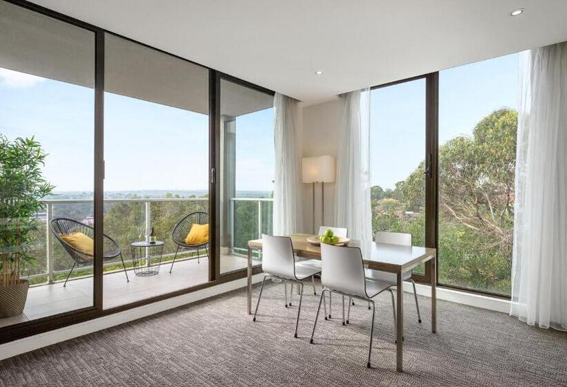 آپارتمان لوکس 1 خوابه, Quest Ivanhoe