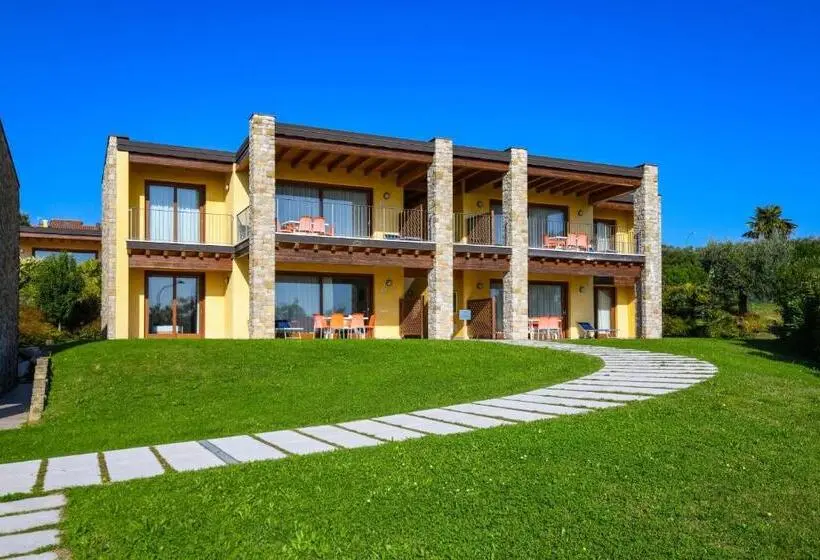 2 Bedrooms Apartment Lake View, Relais Rosa Dei Venti Ciao Vacanze