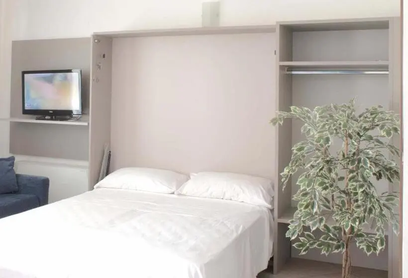 2 Bedrooms Apartment Lake View, Relais Rosa Dei Venti Ciao Vacanze